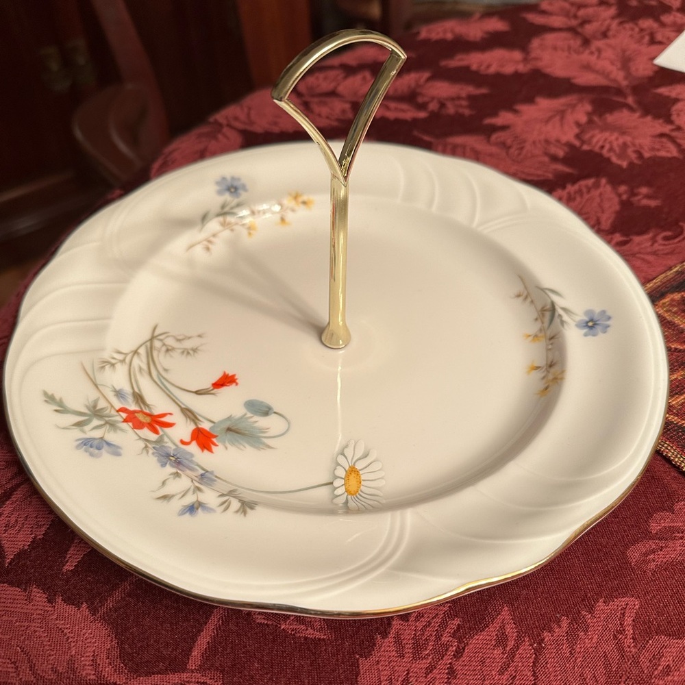 Royal Vale English Bone China Tea Cake/ Cookie Dish
